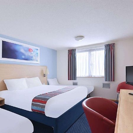 Travelodge Bangor Экстерьер фото