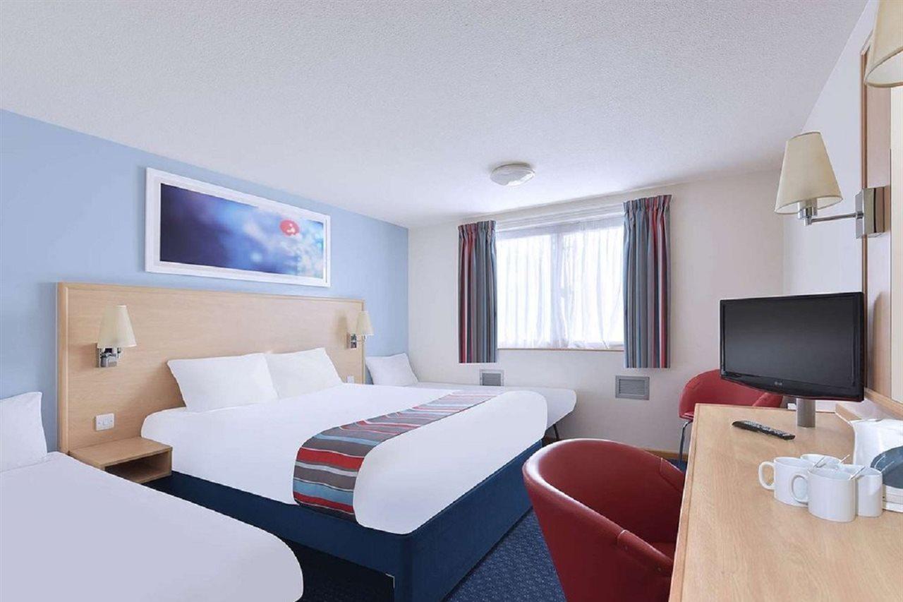 Travelodge Bangor Экстерьер фото
