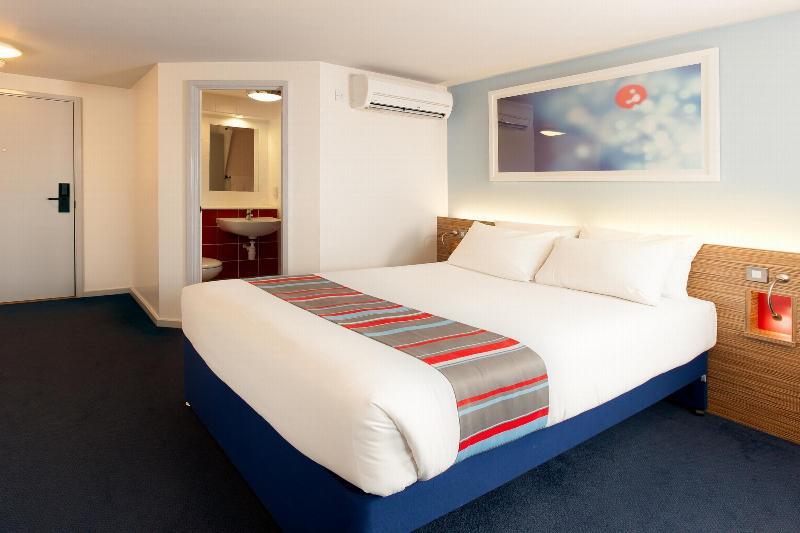 Travelodge Bangor Экстерьер фото